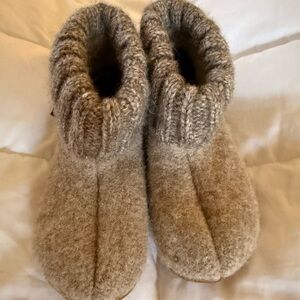 Haflinger Karlo Slippr Boot sz 24 New